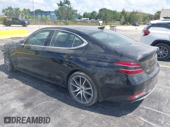2023 Genesis G70 2.0T z VIN KMTG34TA3PU129713, wystawiony jako IAAI lot #42166763 z przebiegiem 8 692 mil mil oraz . Historia ofert i sprzedaży dostępna na DreamBid. Obrazek 3.
