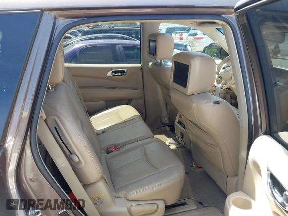 2013 Nissan Pathfinder S with VIN 5N1AR2MM1DC678629, listed as a IAAI auction lot 42063115 with 192,096 mi miles. Bid and sale history available at carsss.com. Image 8.