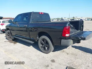 2018 Ram 1500 Express with VIN 1C6RR7FTXJS286833, listed as a IAAI auction lot 41902890 with 29,560 mi miles. Bid and sale history available at carsss.com. Image 3.