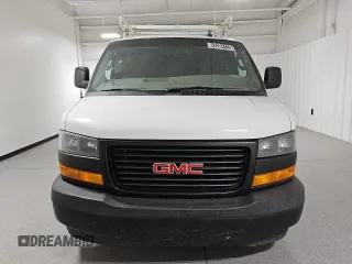 2018 GMC Savana Cargo Van with VIN 1GTW7BFG1J1340839, listed as a Copart auction lot 43284125 with 104,139 mi miles and Clean Title. Bid and sale history available at carsss.com. Image 5.