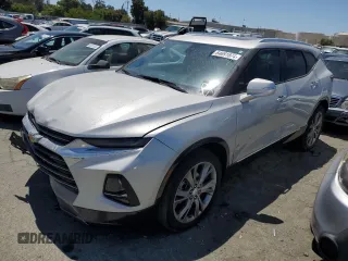 2022 Chevrolet Blazer Premier z VIN 3GNKBFRS8NS138919, wystawiony jako Copart lot #64691874 z przebiegiem 23 279 mil mil oraz Szkoda całkowita • Salvage title. Historia ofert i sprzedaży dostępna na DreamBid. Obrazek 1.