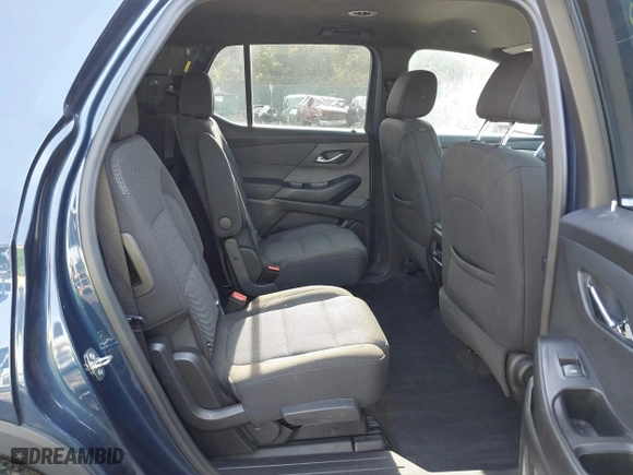2022 Chevrolet Traverse LT Cloth with VIN 1GNERGKW5NJ163323, listed as a IAAI auction lot 40683777 with 47,505 mi miles. Bid and sale history available at carsss.com. Image 8.