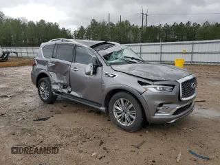 2019 Infiniti QX80 Luxe z VIN JN8AZ2NE9K9231878, wystawiony jako Copart lot #49319325 z przebiegiem 96 061 mil mil oraz Nie do naprawy. Historia ofert i sprzedaży dostępna na DreamBid. Obrazek 4.