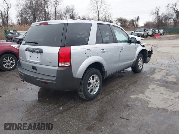 2004 Saturn VUE V6 z VIN 5GZCZ53434S871823, wystawiony jako IAAI lot #41140283 z przebiegiem 104 965 mil mil oraz . Historia ofert i sprzedaży dostępna na DreamBid. Obrazek 4.
