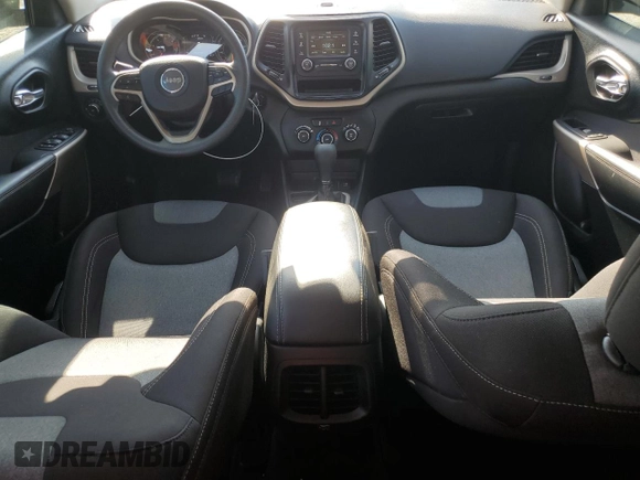 2018 Jeep Cherokee Latitude with VIN 1C4PJLCB1JD537318, listed as a Copart auction lot 50193055 with 90,960 mi miles and Salvage title. Bid and sale history available at DreamBid. Image 8.