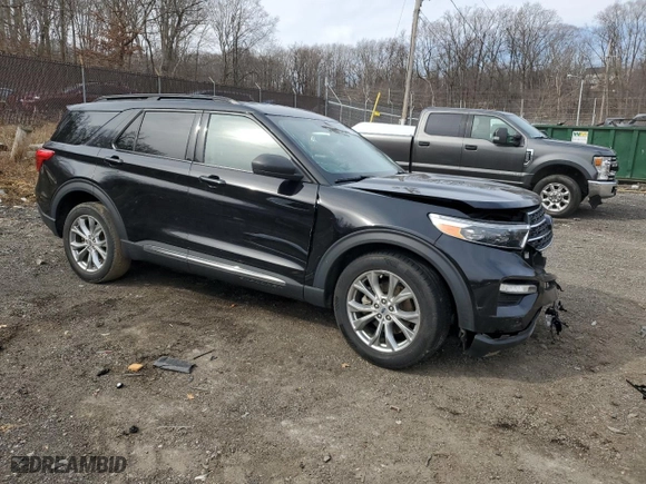 2020 Ford Explorer XLT with VIN 1FMSK8DH6LGC87031, listed as a Copart auction lot 45816945 with 68,561 mi miles and Salvage Title. Bid and sale history available at carsss.com. Image 4.