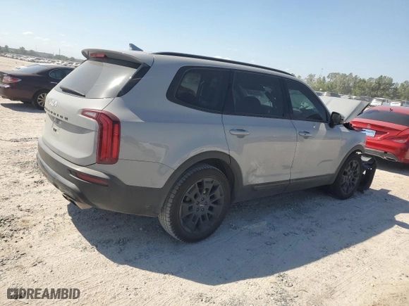 2022 Kia Telluride SX with VIN 5XYP5DHC9NG289256, listed as a Copart auction lot 74131544 with 49,563 mi miles and Salvage Title. Bid and sale history available at carsss.com. Image 3.