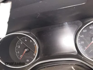 2021 Jeep Compass Latitude z VIN 3C4NJDBB8MT530881, wystawiony jako IAAI lot #42159145 z przebiegiem Nie podano mil oraz . Historia ofert i sprzedaży dostępna na DreamBid. Obrazek 7.