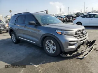 2022 Ford Explorer XLT z VIN 1FMSK7DH0NGA19122, wystawiony jako Copart lot #46834415 z przebiegiem 43 487 mil mil oraz Szkoda całkowita • Salvage title. Historia ofert i sprzedaży dostępna na DreamBid. Obrazek 4.