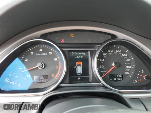 2013 Audi Q7 Premium Plus z VIN WA1LGAFE5DD010324, wystawiony jako Copart lot #54022435 z przebiegiem 107 989 mil mil oraz Szkoda całkowita • Salvage title. Historia ofert i sprzedaży dostępna na DreamBid. Obrazek 9.