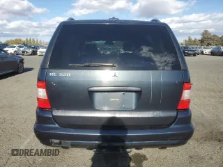 2002 Mercedes-Benz M-Class with VIN 4JGAB54E82A297805, listed as a Copart auction lot 76741804 with 222,776 mi miles and Salvage Title. Bid and sale history available at carsss.com. Image 6.