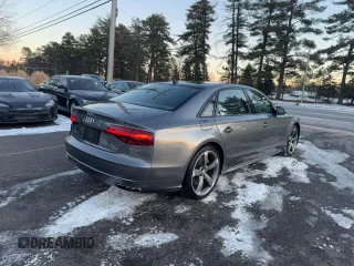 2018 Audi A8 L with VIN WAU44AFD1JN000497, listed as a Copart auction lot 41959925 with 169,713 mi miles and Clean Title. Bid and sale history available at carsss.com. Image 3.