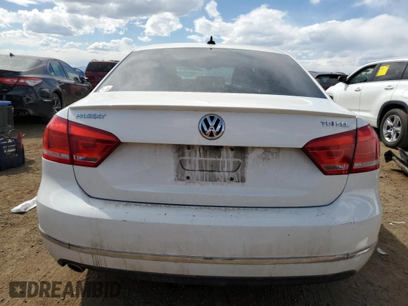 2015 Volkswagen Passat SEL Premium z VIN 1VWCV7A37FC072477, wystawiony jako Copart lot #53499125 z przebiegiem 126 207 mil mil oraz Szkoda całkowita • Salvage title. Historia ofert i sprzedaży dostępna na DreamBid. Obrazek 6.