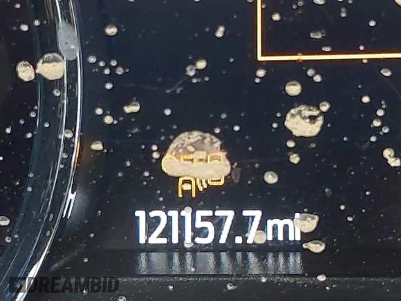 2020 Ford Expedition XLT with VIN 1FMJU1HT6LEA24349, listed as a IAAI auction lot 41218383 with 121,157 mi miles. Bid and sale history available at carsss.com. Image 7.