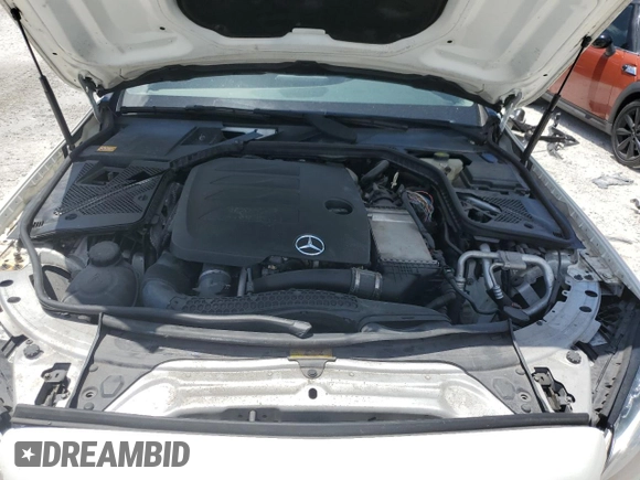 2015 Mercedes-Benz C 300 Luxury with VIN 55SWF4KB8FU050703, listed as a Copart auction lot 65587985 with 61,346 mi miles and Clean title. Bid and sale history available at DreamBid. Image 11.