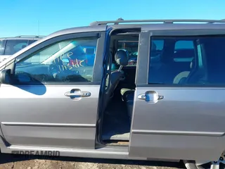 2004 Mazda MPV ES with VIN JM3LW28J140519074, listed as a IAAI auction lot 41224979 with 235,560 mi miles and . Bid and sale history available at carsss.com. Image 14.