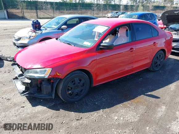 2014 Volkswagen Jetta S z VIN 3VW2K7AJ2EM391611, wystawiony jako IAAI lot #41925995 z przebiegiem 87 341 mil mil oraz . Historia ofert i sprzedaży dostępna na DreamBid. Obrazek 2.