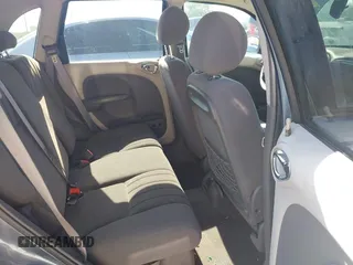 2002 Chrysler PT Cruiser Touring z VIN 3C4FY58B22T225810, wystawiony jako IAAI lot #42686179 z przebiegiem 111 834 mil mil oraz . Historia ofert i sprzedaży dostępna na DreamBid. Obrazek 8.