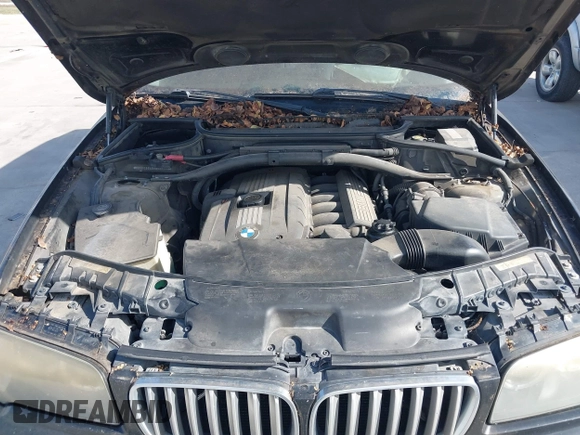 2008 BMW X3 3.0si with VIN WBXPC93488WJ23100, listed as a IAAI auction lot 40859491 with 331,231 mi miles. Bid and sale history available at carsss.com. Image 10.