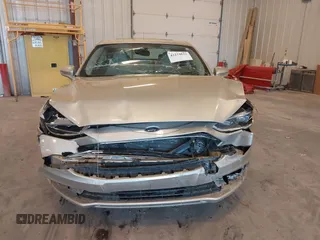 2018 Ford Fusion Titanium с VIN 3FA6P0D9XJR246737, выставлен на аукционе IAAI как лот 42274631 с пробегом 88 247 миль миль и . История ставок и продаж доступна на DreamBid. Изображение 6.