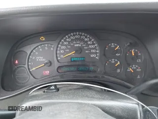 2005 Chevrolet Silverado 1500 LS with VIN 2GCEC19V751211824, listed as a IAAI auction lot 41944646 with 209,917 mi miles and . Bid and sale history available at DreamBid. Image 7.