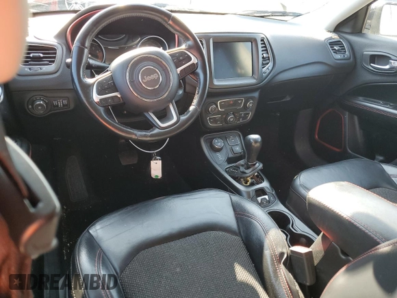 2019 Jeep Compass Trailhawk with VIN 3C4NJDDBXKT671249, listed as a Copart auction lot 58927225 with Not provided miles and Salvage title. Bid and sale history available at DreamBid. Image 8.