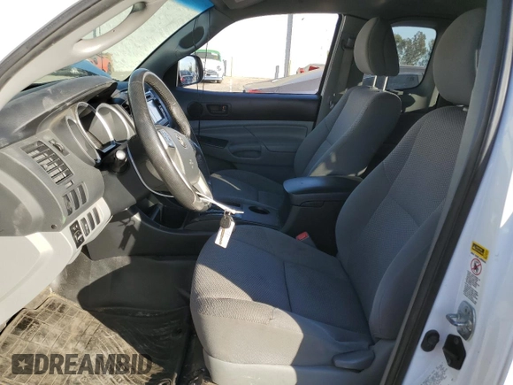 2013 Toyota Tacoma PreRunner with VIN 5TFTU4GN3DX038376, listed as a Copart auction lot 85600734 with 153,384 mi miles and Salvage Title. Bid and sale history available at carsss.com. Image 7.