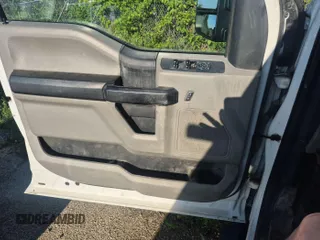 2019 Ford F-250 XL with VIN 1FT7W2B63KED87191, listed as a IAAI auction lot 42841798 with 188,642 mi miles and . Bid and sale history available at DreamBid. Image 8.