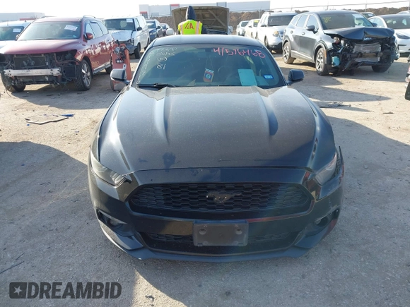 2017 Ford Mustang EcoBoost z VIN 1FA6P8TH1H5272339, wystawiony jako IAAI lot #41576468 z przebiegiem 125 455 mil mil oraz . Historia ofert i sprzedaży dostępna na DreamBid. Obrazek 12.