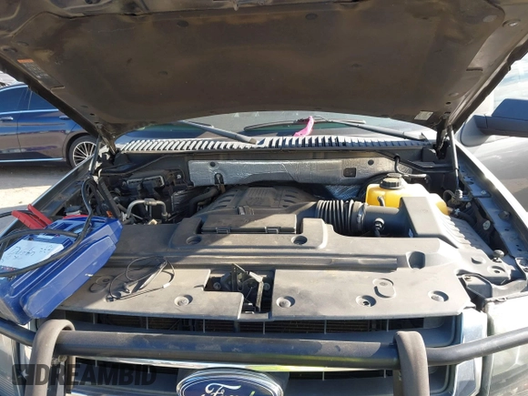 2015 Ford Expedition XL with VIN 1FMJU1FTXFEF10203, listed as a IAAI auction lot 41643079 with 181,558 mi miles. Bid and sale history available at carsss.com. Image 10.