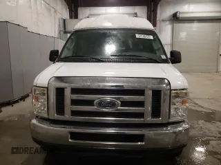 2008 Ford Econoline Cargo Commercial with VIN 1FTNS24W98DB59808, listed as a Copart auction lot 84301644 with 99,537 mi miles and Clean Title. Bid and sale history available at DreamBid. Image 5.