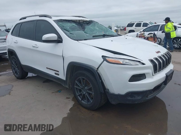 2016 Jeep Cherokee Latitude with VIN 1C4PJLCS4GW258930, listed as a IAAI auction lot 41944239 with 87,900 mi miles. Bid and sale history available at carsss.com. Image 1.