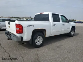 2010 Chevrolet Silverado 1500 LT with VIN 3GCRKSE38AG222671, listed as a Copart auction lot 52121095 with 224,344 mi miles and Clean Title. Bid and sale history available at carsss.com. Image 3.