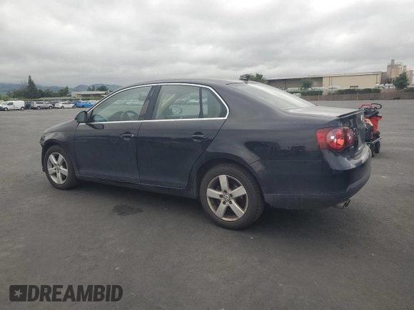 2008 Volkswagen Jetta SE с VIN 3VWRZ71K18M034394, выставлен на аукционе Copart как лот 52731305 с пробегом 150 880 миль миль и Списание • Salvage title. История ставок и продаж доступна на DreamBid. Изображение 2.
