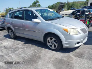 2005 Pontiac Vibe z VIN 5Y2SL63835Z410900, wystawiony jako IAAI lot #42299386 z przebiegiem 131 207 mil mil oraz . Historia ofert i sprzedaży dostępna na DreamBid. Obrazek 1.