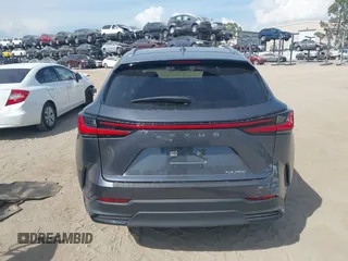 2022 Lexus NX 250 z VIN JTJADCAZ3N5001089, wystawiony jako IAAI lot #42383681 z przebiegiem 30 119 mil mil oraz . Historia ofert i sprzedaży dostępna na DreamBid. Obrazek 16.