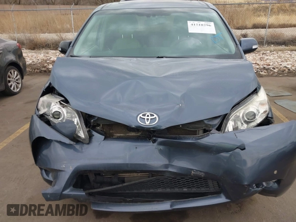 2013 Toyota Sienna XLE with VIN 5TDDK3DC1DS062849, listed as a IAAI auction lot 41510296 with 100,178 mi miles and . Bid and sale history available at DreamBid. Image 12.