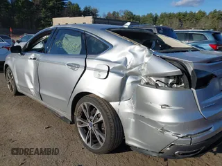 2019 Ford Fusion Titanium with VIN 3FA6P0K97KR269817, listed as a IAAI auction lot 40880869 with 93,025 mi miles. Bid and sale history available at carsss.com. Image 6.