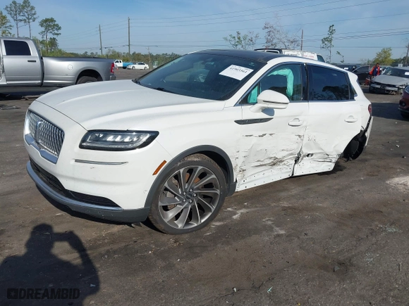 2022 Lincoln Nautilus Reserve with VIN 2LMPJ8KP1NBL17795, listed as a IAAI auction lot 41903561 with 63,786 mi miles. Bid and sale history available at carsss.com. Image 18.