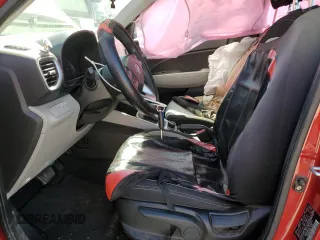 2020 Hyundai Venue SEL with VIN KMHRC8A33LU030429, listed as a Copart auction lot 61128325 with 50,988 mi miles and Salvage title. Bid and sale history available at DreamBid. Image 7.
