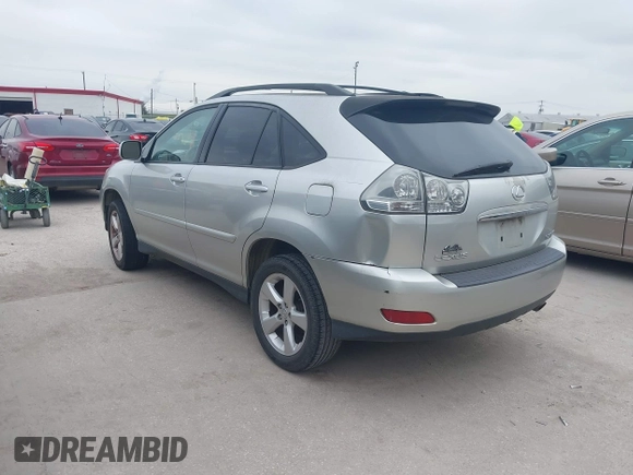 2007 Lexus RX 350 with VIN JTJGK31U270006689, listed as a IAAI auction lot 41638323 with 210,381 mi miles. Bid and sale history available at carsss.com. Image 3.