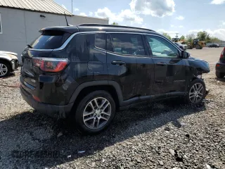 2020 Jeep Compass Latitude z VIN 3C4NJDBB8LT217957, wystawiony jako Copart lot #55413295 z przebiegiem 103 659 mil mil oraz Szkoda całkowita • Salvage title. Historia ofert i sprzedaży dostępna na DreamBid. Obrazek 3.