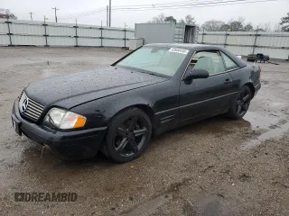 1999 Mercedes-Benz SL-Class with VIN WDBFA68F1XF181182, listed as a Copart auction lot 43656455 with 201,105 mi miles and Clean Title. Bid and sale history available at carsss.com. Image 1.