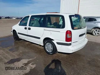 2004 Chevrolet Venture LS with VIN 1GNDX03E14D252589, listed as a IAAI auction lot 41470299 with 276,523 mi miles. Bid and sale history available at carsss.com. Image 3.