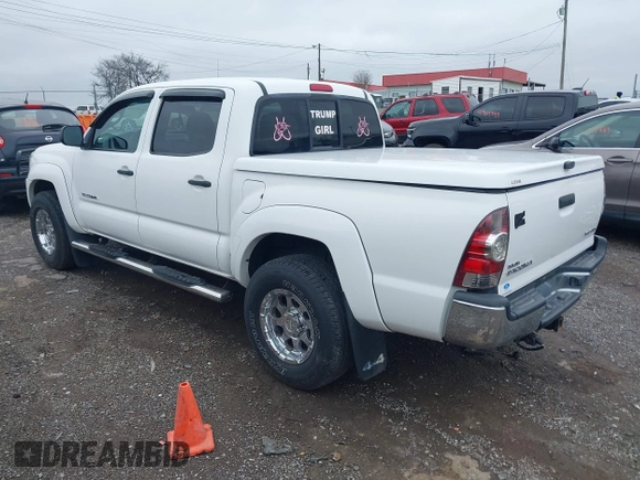 2011 Toyota Tacoma with VIN 3TMLU4EN8BM060346, listed as a IAAI auction lot 41876862 with 182,654 mi miles. Bid and sale history available at carsss.com. Image 3.