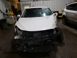 2018 Nissan Sentra S z VIN 3N1AB7AP8JY343412, wystawiony jako Copart lot #48033835 z przebiegiem 56 222 mil mil oraz Szkoda całkowita • Salvage title. Historia ofert i sprzedaży dostępna na DreamBid. Obrazek 5.