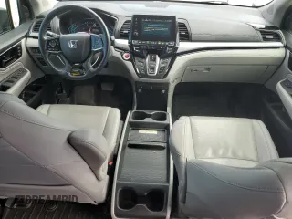 2020 Honda Odyssey Elite with VIN 5FNRL6H91LB023846, listed as a Copart auction lot 48240135 with 92,400 mi miles and Salvage title. Bid and sale history available at DreamBid. Image 8.