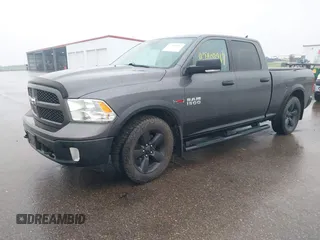 2016 Ram 1500 Outdoorsman z VIN 1C6RR7TM0GS388972, wystawiony jako IAAI lot #42403917 z przebiegiem 225 592 mil mil oraz . Historia ofert i sprzedaży dostępna na DreamBid. Obrazek 17.