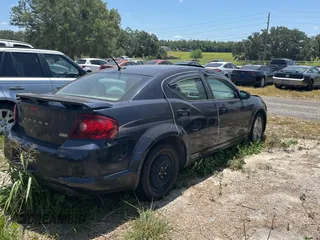 2011 Dodge Avenger Lux with VIN 1B3BD2FG4BN551682, listed as a Copart auction lot 55530025 with 135,595 mi miles and Clean Title. Bid and sale history available at carsss.com. Image 4.