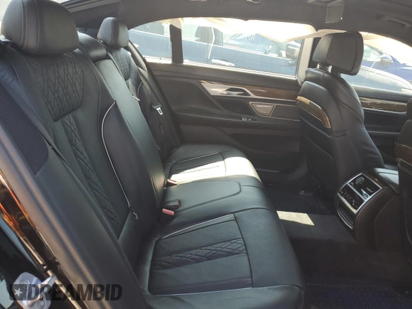 2018 BMW 7 Series ALPINA B7 xDrive with VIN WBA7F2C51JG423899, listed as a Copart auction lot 48872304 with 0 mi miles and Salvage Title. Bid and sale history available at carsss.com. Image 10.